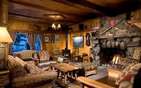 Tamarack Lodge in Mammoth